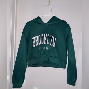 ‼️Like NEW!‼️ Green Crop Hoodie